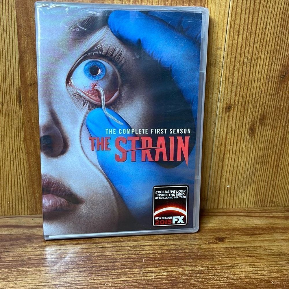 The‎ Strain The Complete First Season 2015 Exclusive Look Guillermo Del Toro